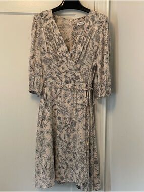 Calvin Klein Flattering Soft Pink Wrap Dress with Black Floral Print
